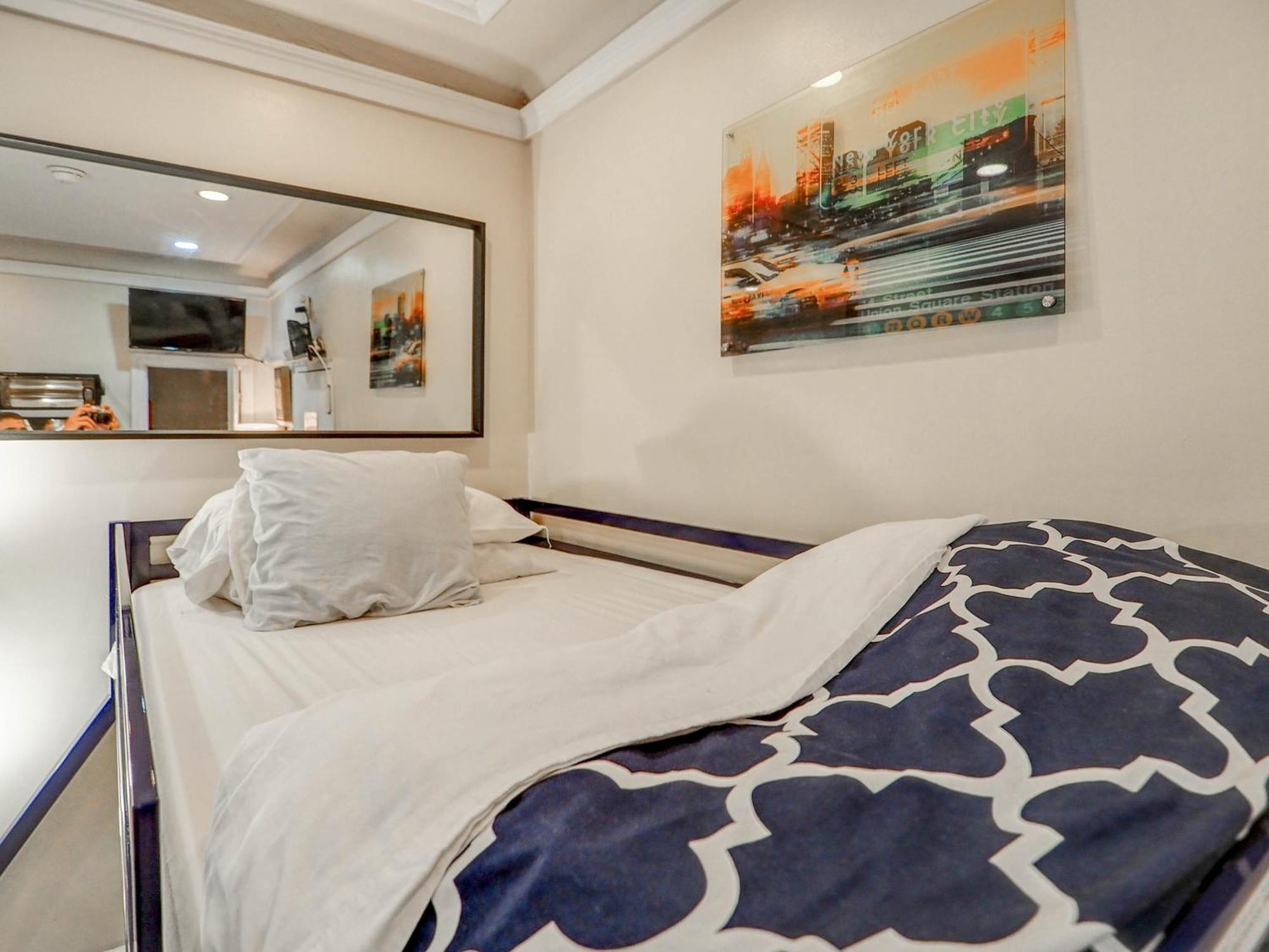 Empire Broadway Retreats Apartment New York Bagian luar foto