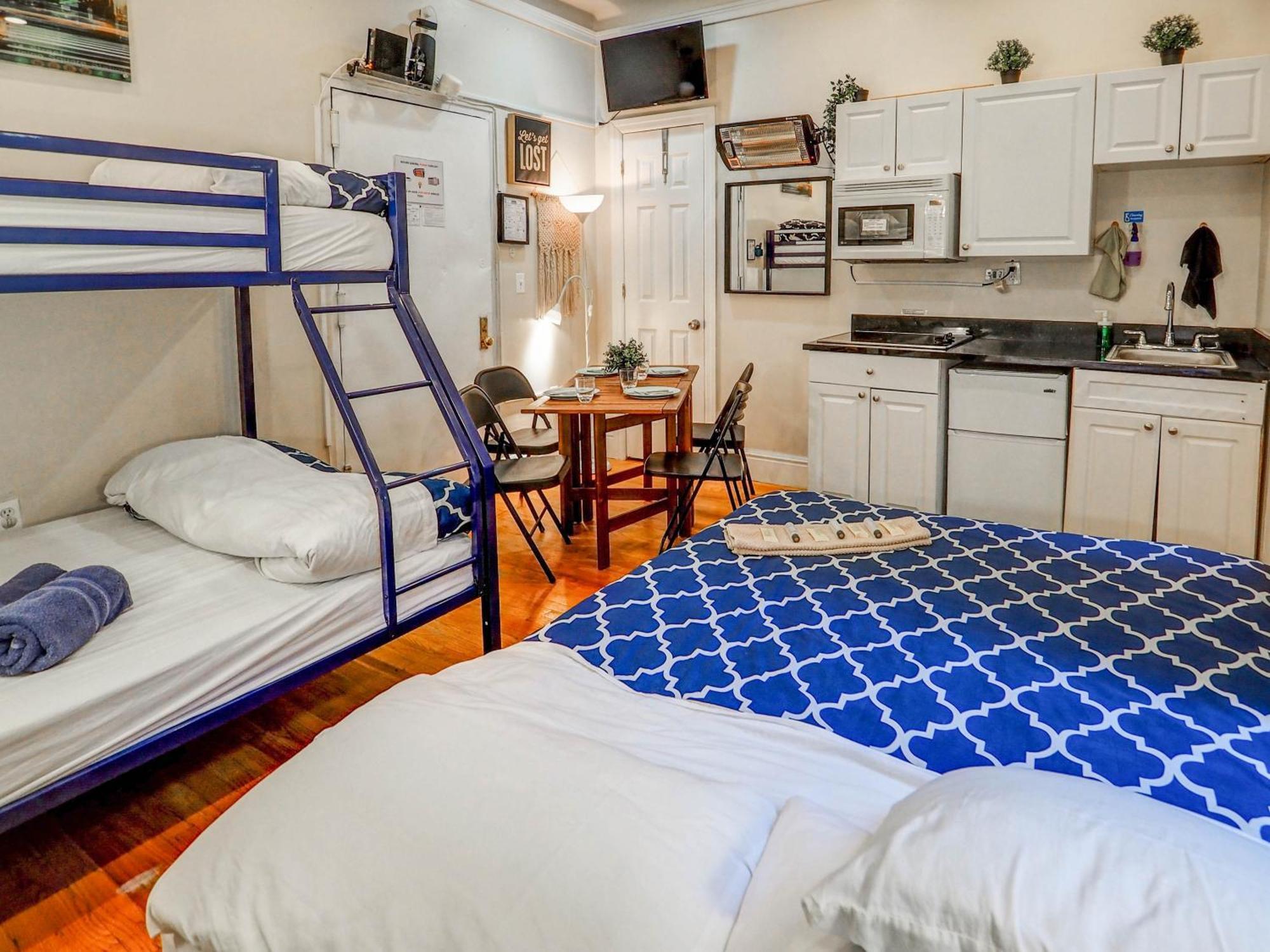 Empire Broadway Retreats Apartment New York Bagian luar foto