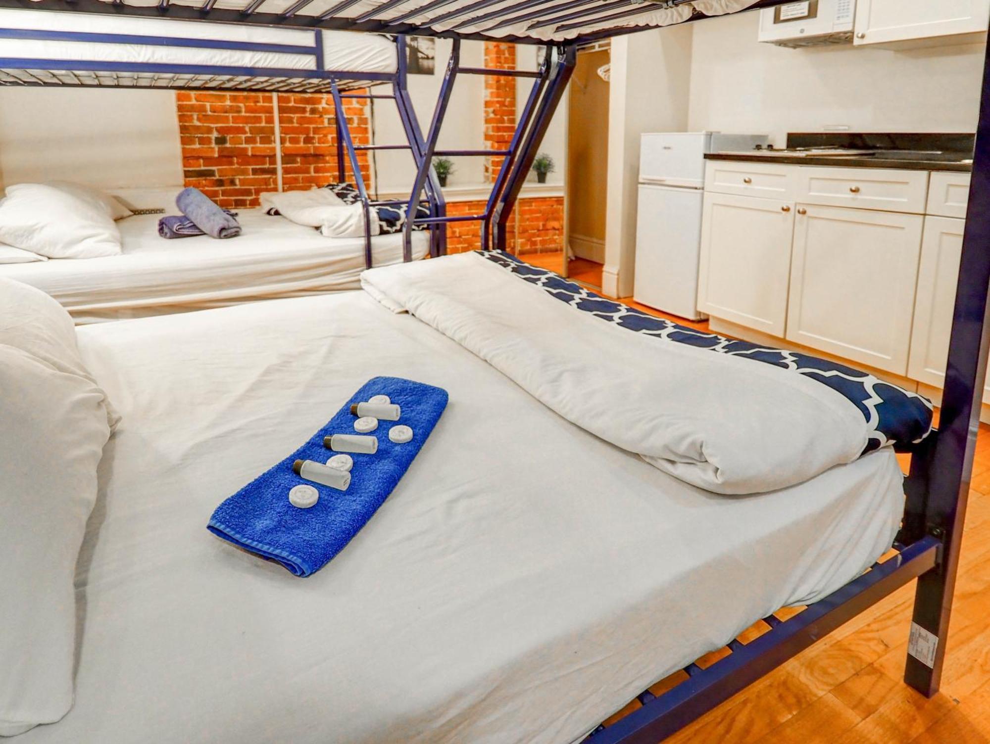 Empire Broadway Retreats Apartment New York Bagian luar foto